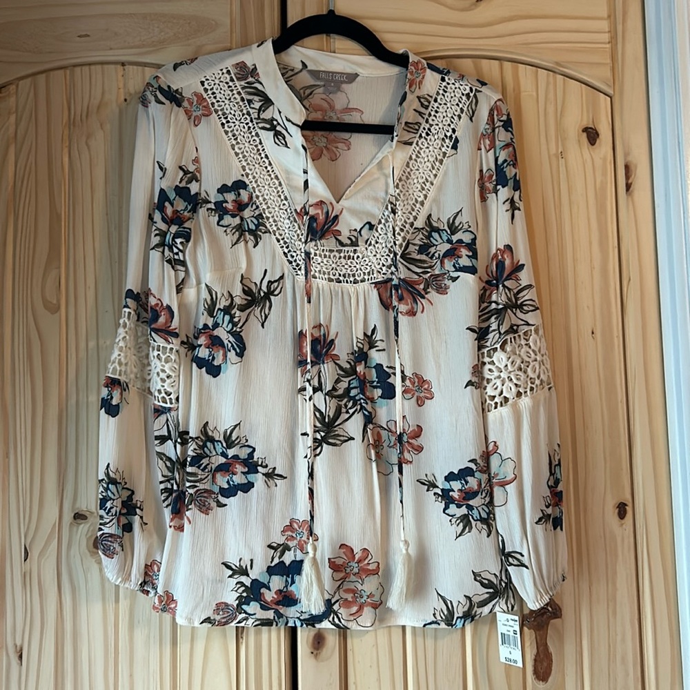 NWT Falls Creek Blouse Size Small